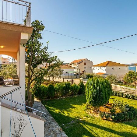 Apartment Dominik Trogir Zewnętrze zdjęcie