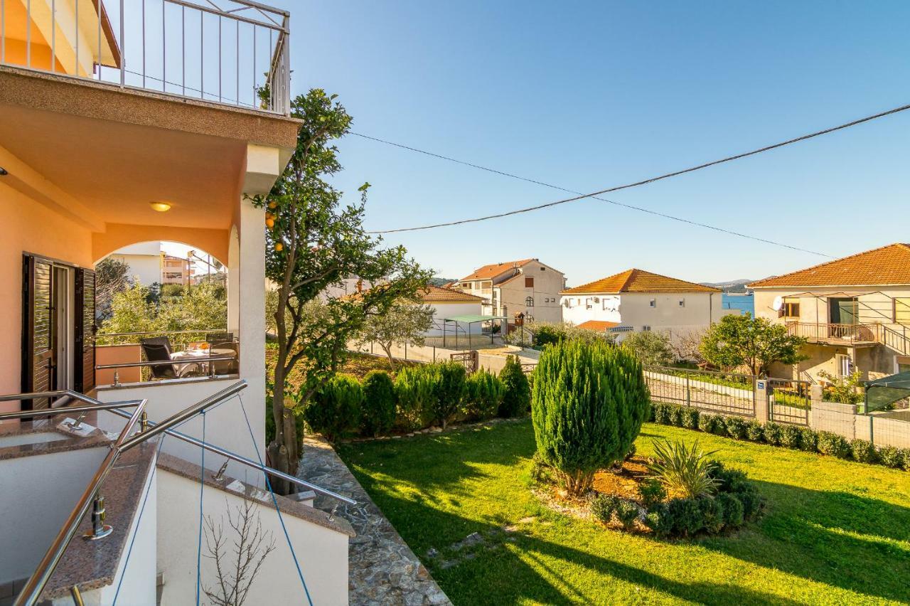 Apartment Dominik Trogir Zewnętrze zdjęcie