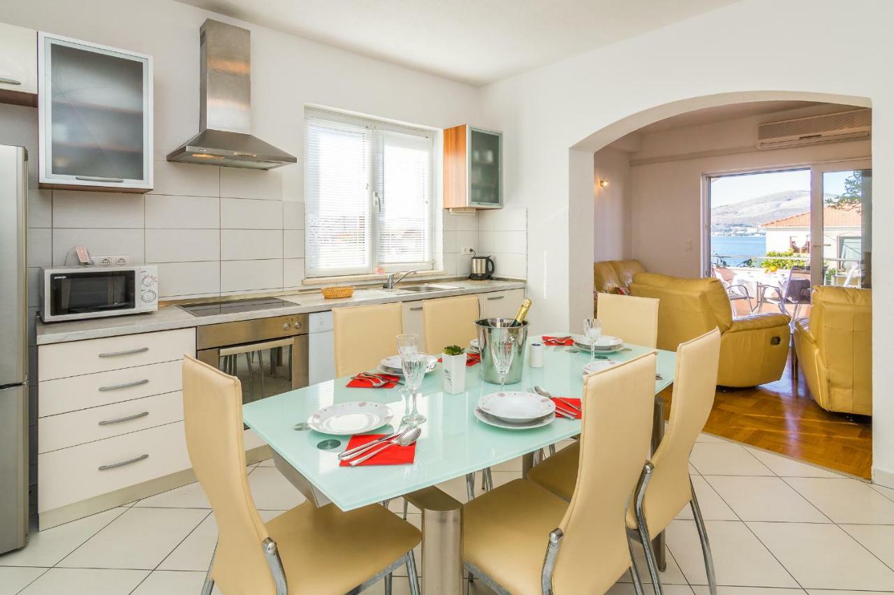 Apartment Dominik Trogir Zewnętrze zdjęcie